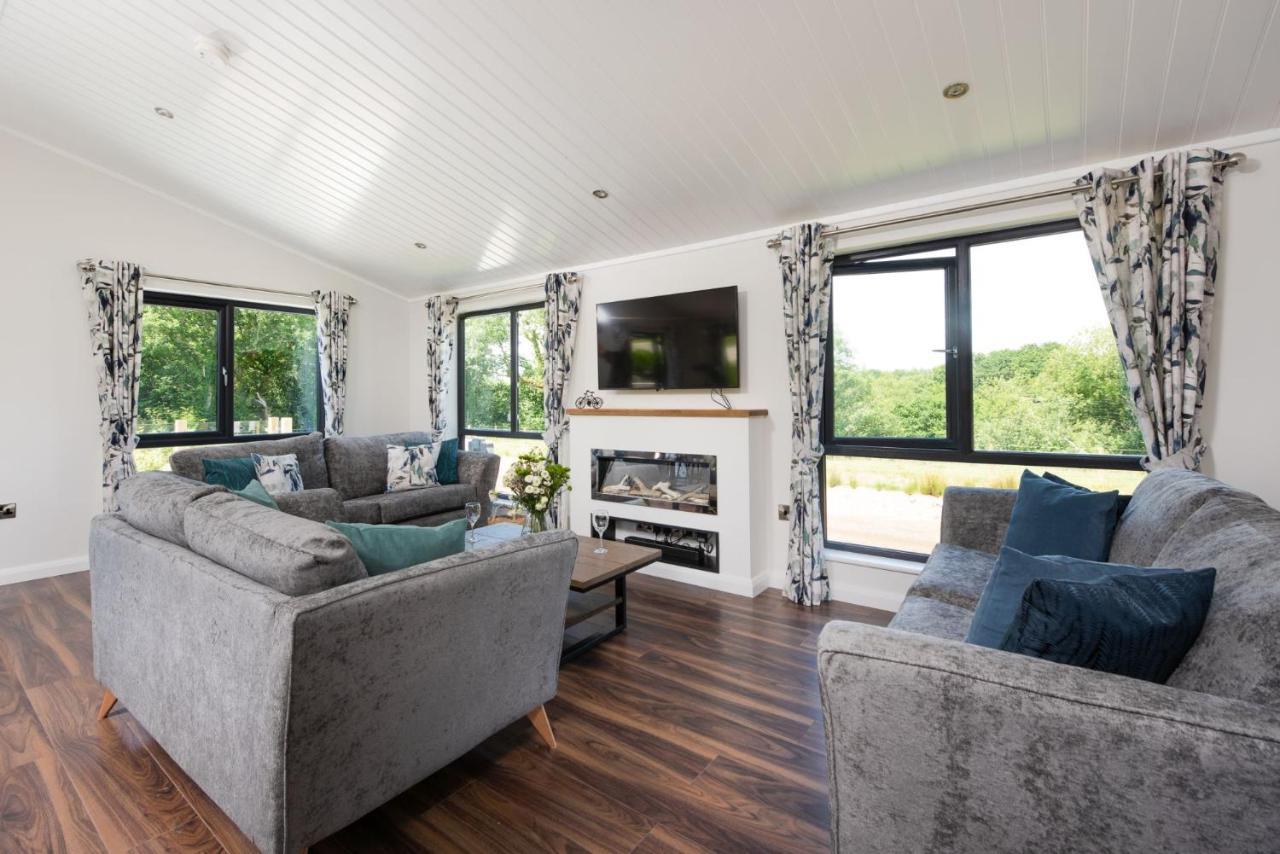 Lilac Lodge, 22 Roadford Lake Lodges Lifton المظهر الخارجي الصورة